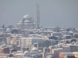 Сніг у Туреччині у травні