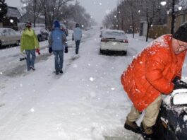 Аномальна снігова буря у Колорадо залишила без електрики 210 тисяч людей