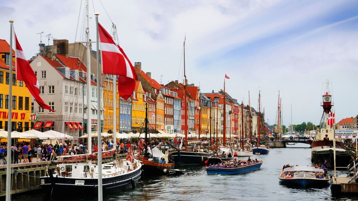 Данія стала першою скандинавською країною, яка знову відкрила своє посольство в Україні