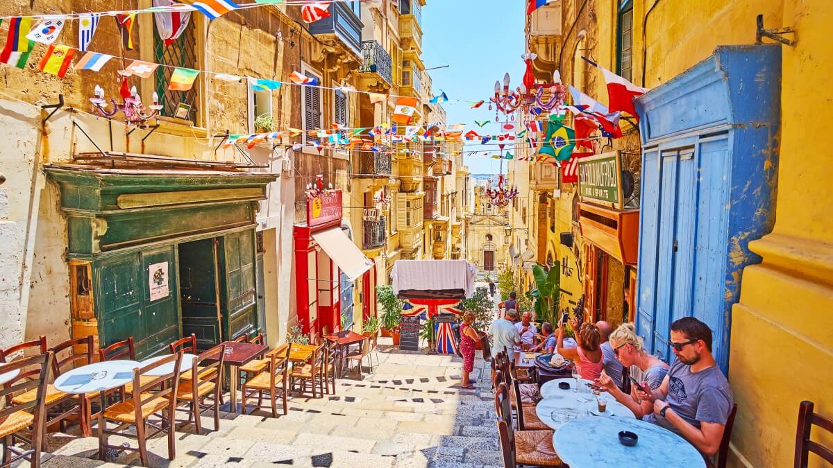 Туризм Португалії та Мальти оцінюються як найменш постраждалий від війни в Україні
