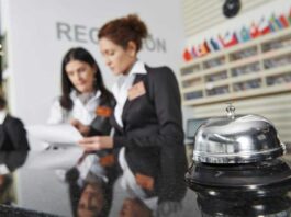 Через нестачу персонала в готелях Австрії відкрилися тисячі робочих місць