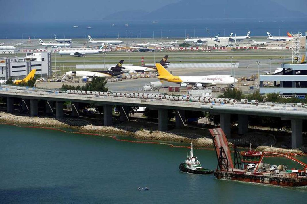 Гонконг з 1 червня змінив правила в'їзду для іноземних туристів