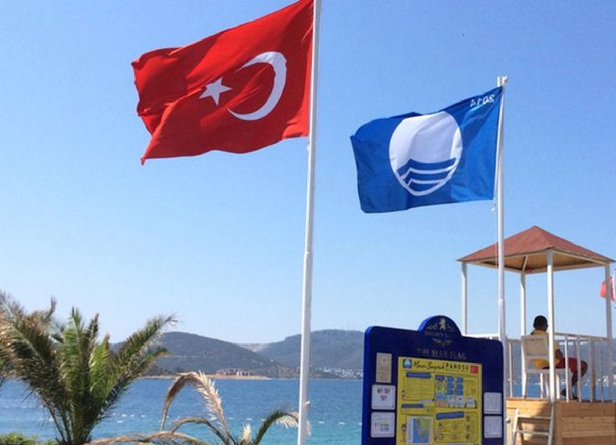 У Туреччині стало ще більше пляжів, відзначених «блакитним прапором»