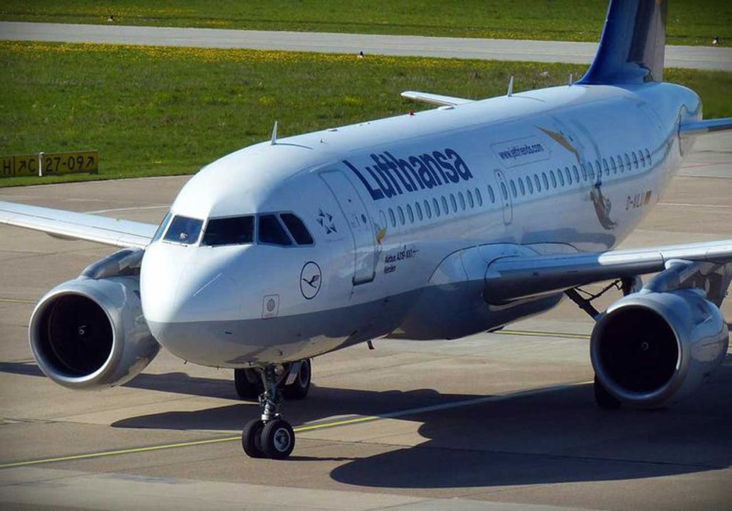 Lufthansa відмінила понад 1 000 рейсів через невихід персоналу на роботу