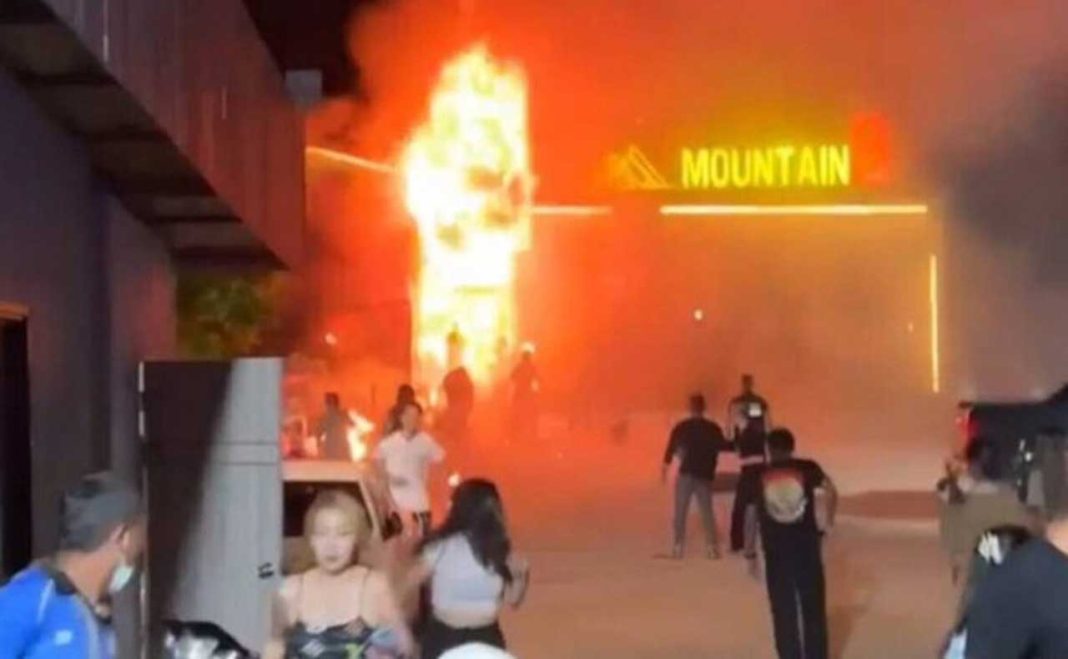 У Таїланді внаслідок пожежі в нічному клубі загинули 13 людей