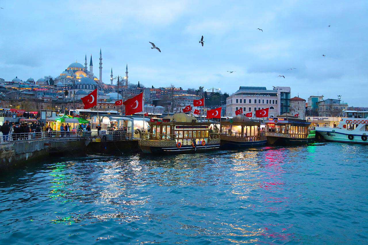 Переїхавши до Туреччини, туристка розповіла, як місцеві наживаються на відпочиваючих