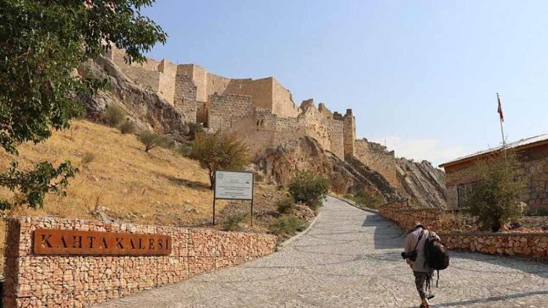 Стародавній замок у Туреччині через 17 років відчинив свої двері