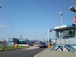 Росіяни почали підробляти документи, щоб перетнути кордон