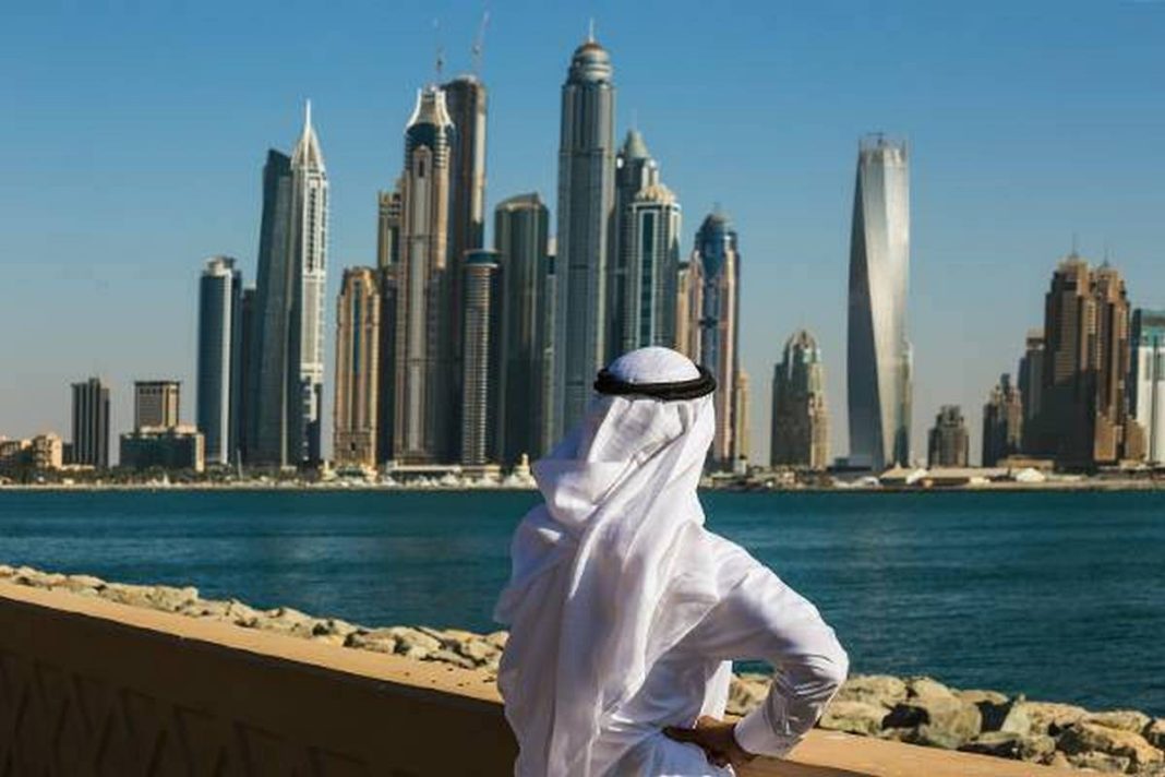 В ОАЕ скасовують масковий режим і припиняють публікувати дані про ковід