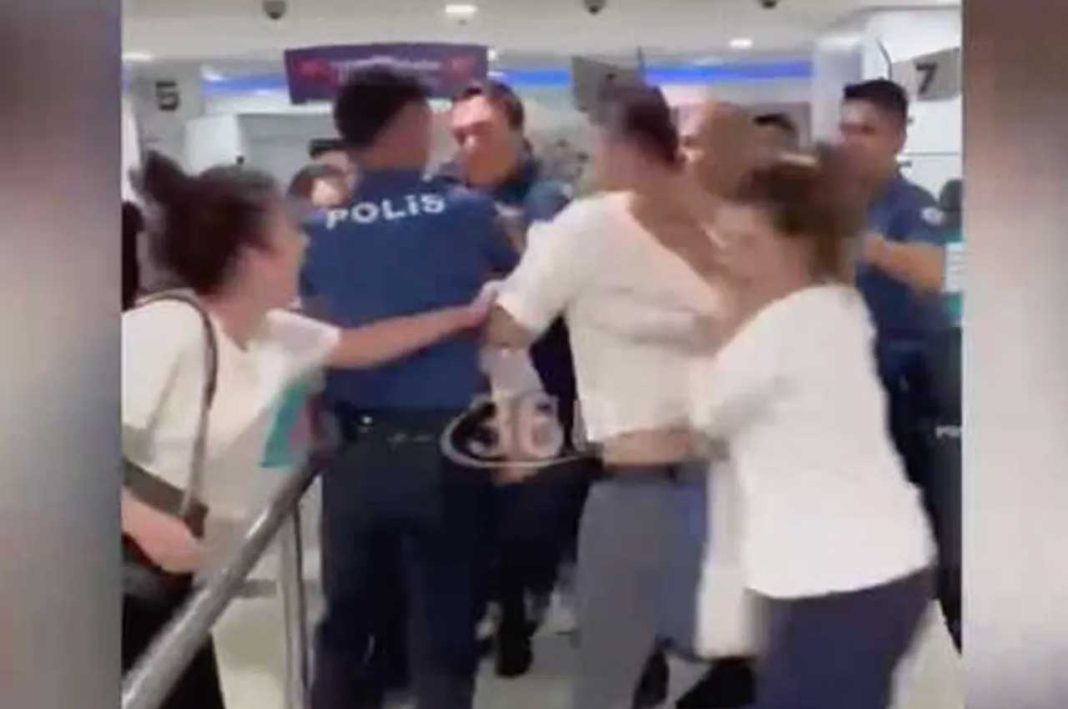 Масова бійка російських туристів сталася в аеропорту Анталії