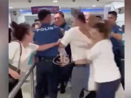 Масова бійка російських туристів сталася в аеропорту Анталії