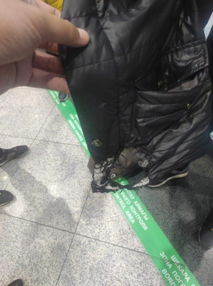 At the airport of Kazakhstan, a passenger’s charger caught fire right during the inspection procedure