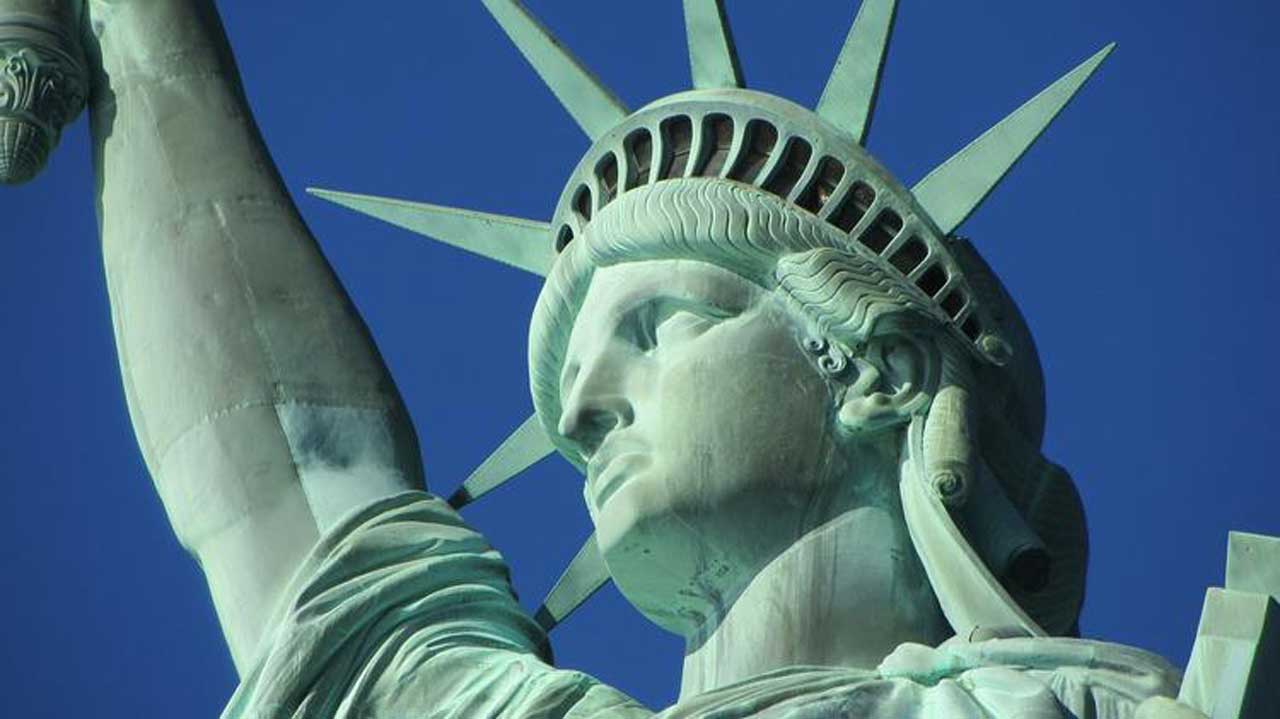 Корона Статуї Свободи у Нью-Йорку знову відкрилася для туристів