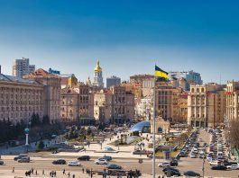 Незважаючи на війну, туристичний збір в Україні виріс майже на 29 %