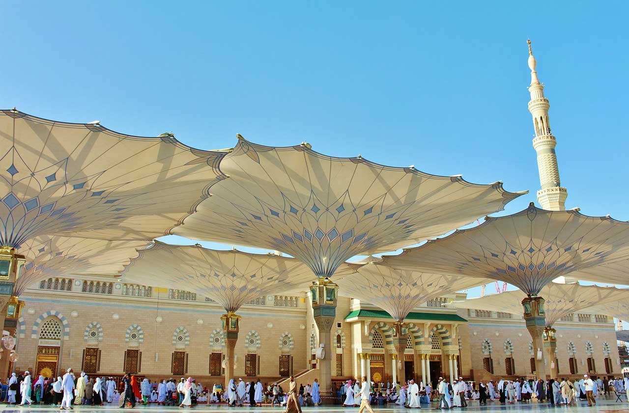 8 речей, які потрібно знати перед поїздкою до Саудівської Аравії