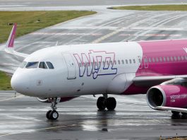 Wizz Air закриває базу в Молдові через російські ракети, які бомбять Україну