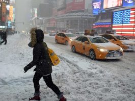 Сніговий шторм у США: десятки загиблих, тисячі скасованих авіарейсів