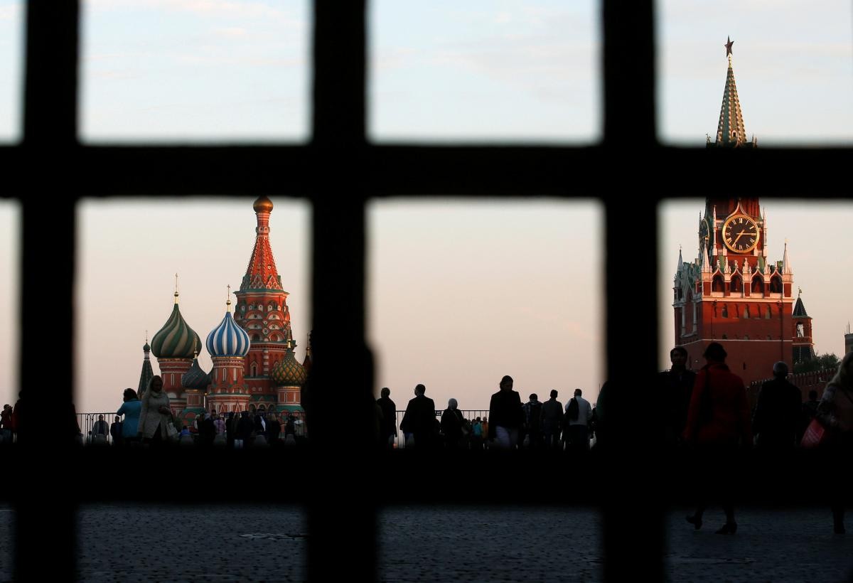 Потік іноземних туристів до Росії за 2022 рік впав у два рази