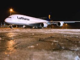 У США пасажирський літак екстрено приземлився через пожежу на борту