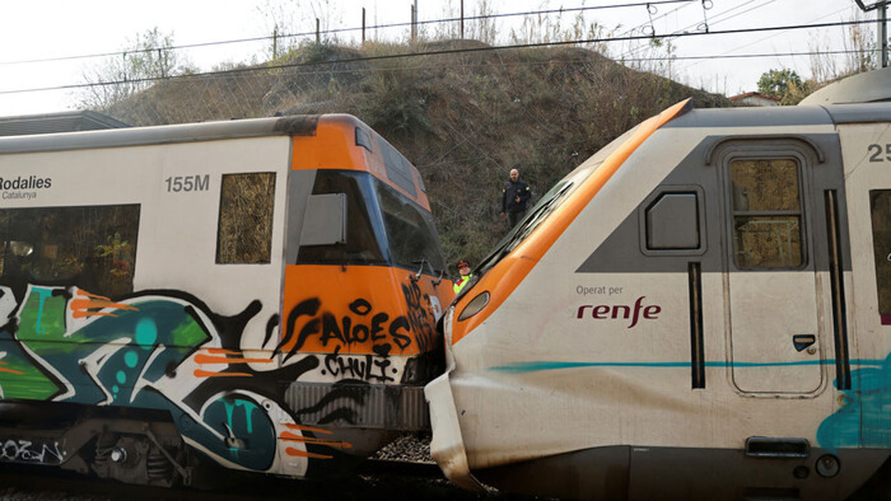 У Каталонії зіткнулися два потяги: постраждали 155 людей