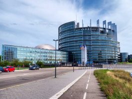 ЄС дозволить авіакомпаніям використовувати технології 5G у літаках