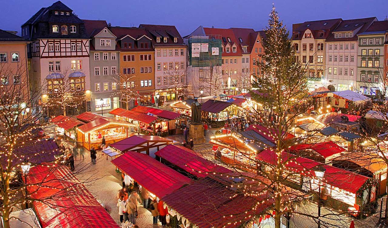 Названі найкращі різдвяні ярмарки Європи цього року