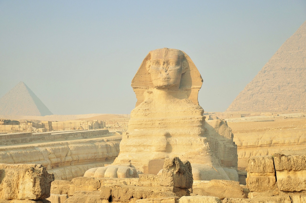 З Єгипту не випустили понад 300 російських туристів