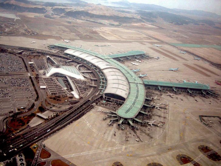 15 самых красивых аэропортов мира, в которых мы хотели бы остаться навсегда