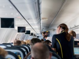 Названі "золоті правила" для комфортної подорожі літаком