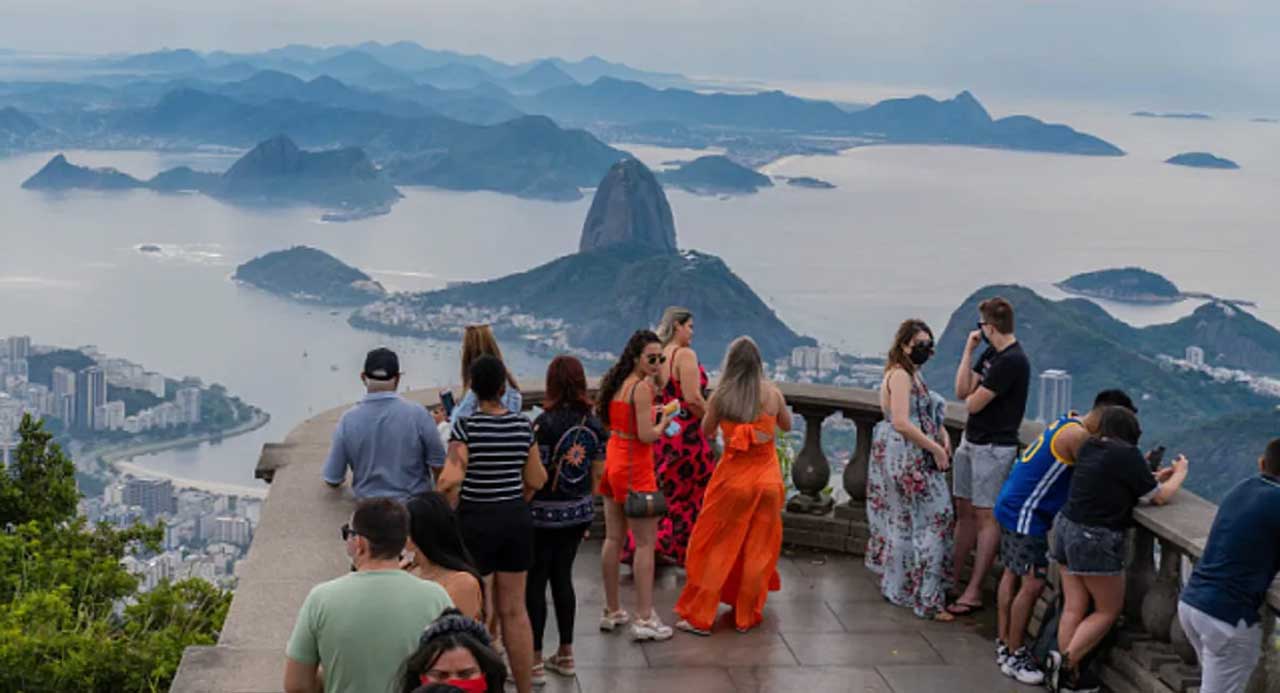 Витрати туристів у Бразилії досягли рекордного рівня