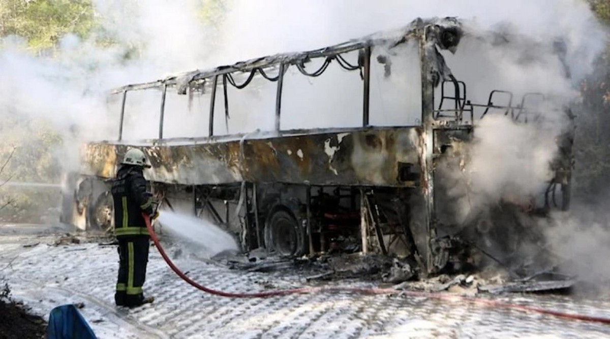 Екскурсія в Анталії закінчилася жахом: у Туреччині згорів туристичний автобус, який перевозив 25 туристів