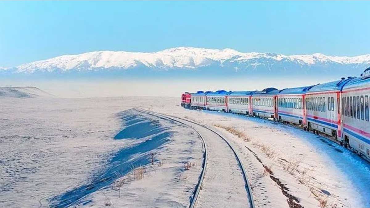 Обидва маршрути турецького «Східного експресу» відкрили зимовий сезон