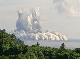 У Тихому океані почав вивергатися підводний вулкан, можливі цунамі