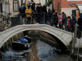 У Венеції через відсутність дощів пересохли канали