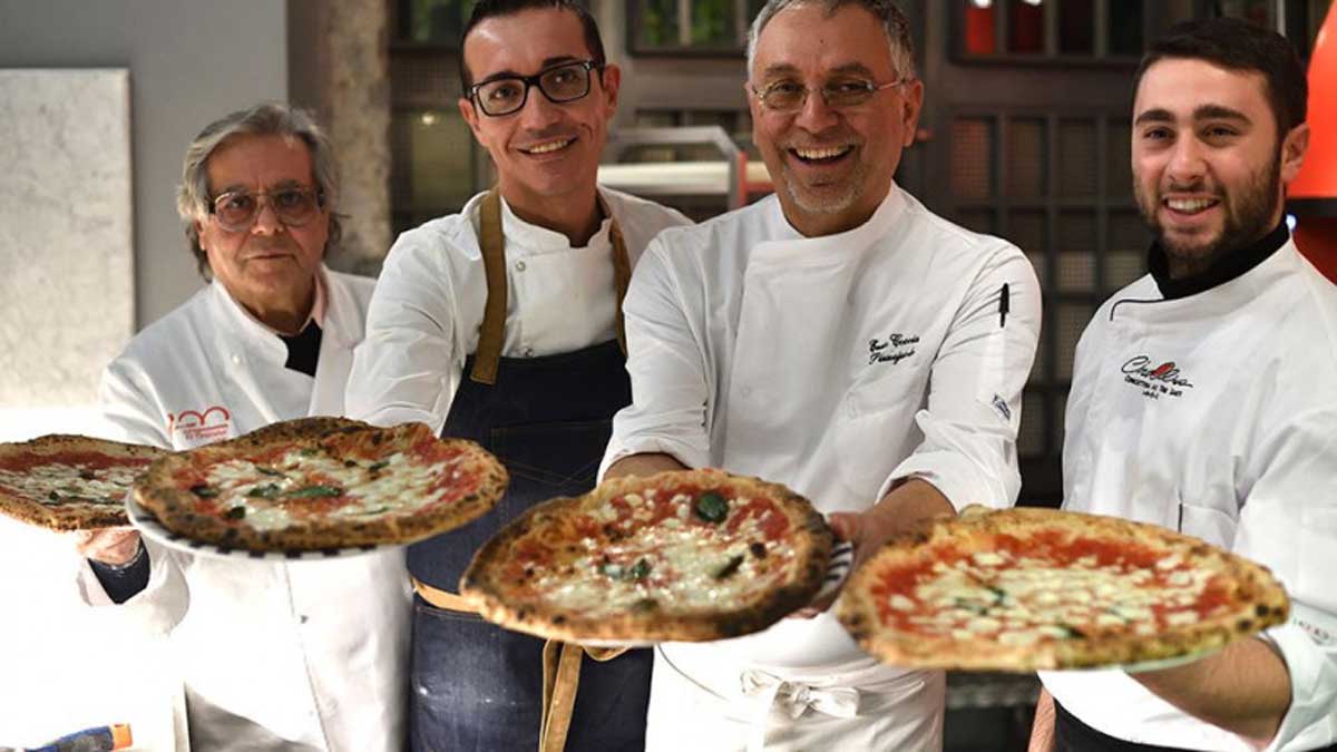 Туристам розповіли, як готують та їдять справжню піцу в Італії