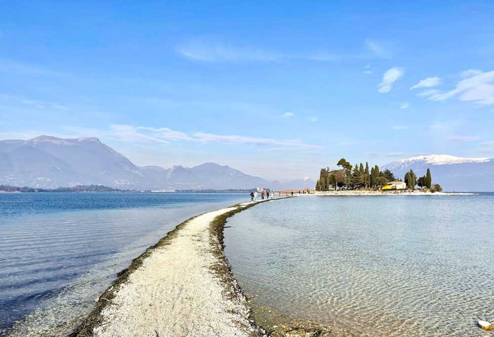 Winter drought in Italy has opened a hidden path to one of the islands on the famous Lake Garda