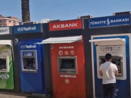 Туристам повідомили, які кроки слід зробити перед використанням банкомату у відпустці