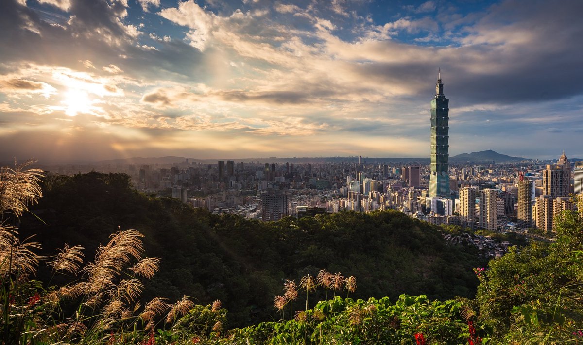 Влада Тайваню збирається платити туристам за відвідування країни