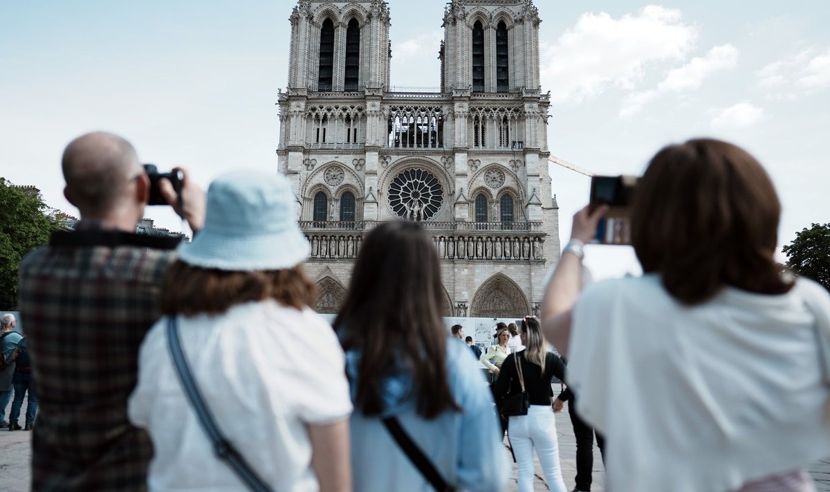 Через шість років: Паризький собор Нотр-Дам знову відкриється для відвідувачів