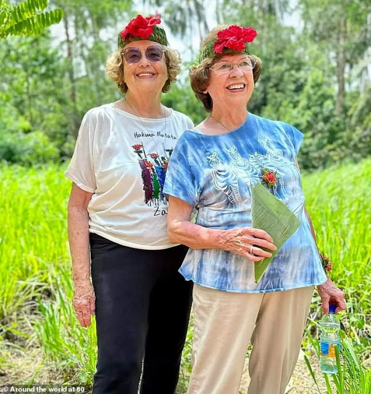 It's never too late: 81-year-old girlfriends traveled the world and became stars on the network