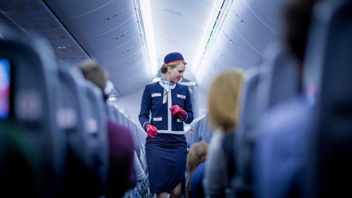 У США стюардеса висміяла свою компанію перед пасажирами