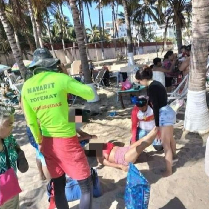 Кокос відправив у нокаут туристку на пляжі у Мексиці