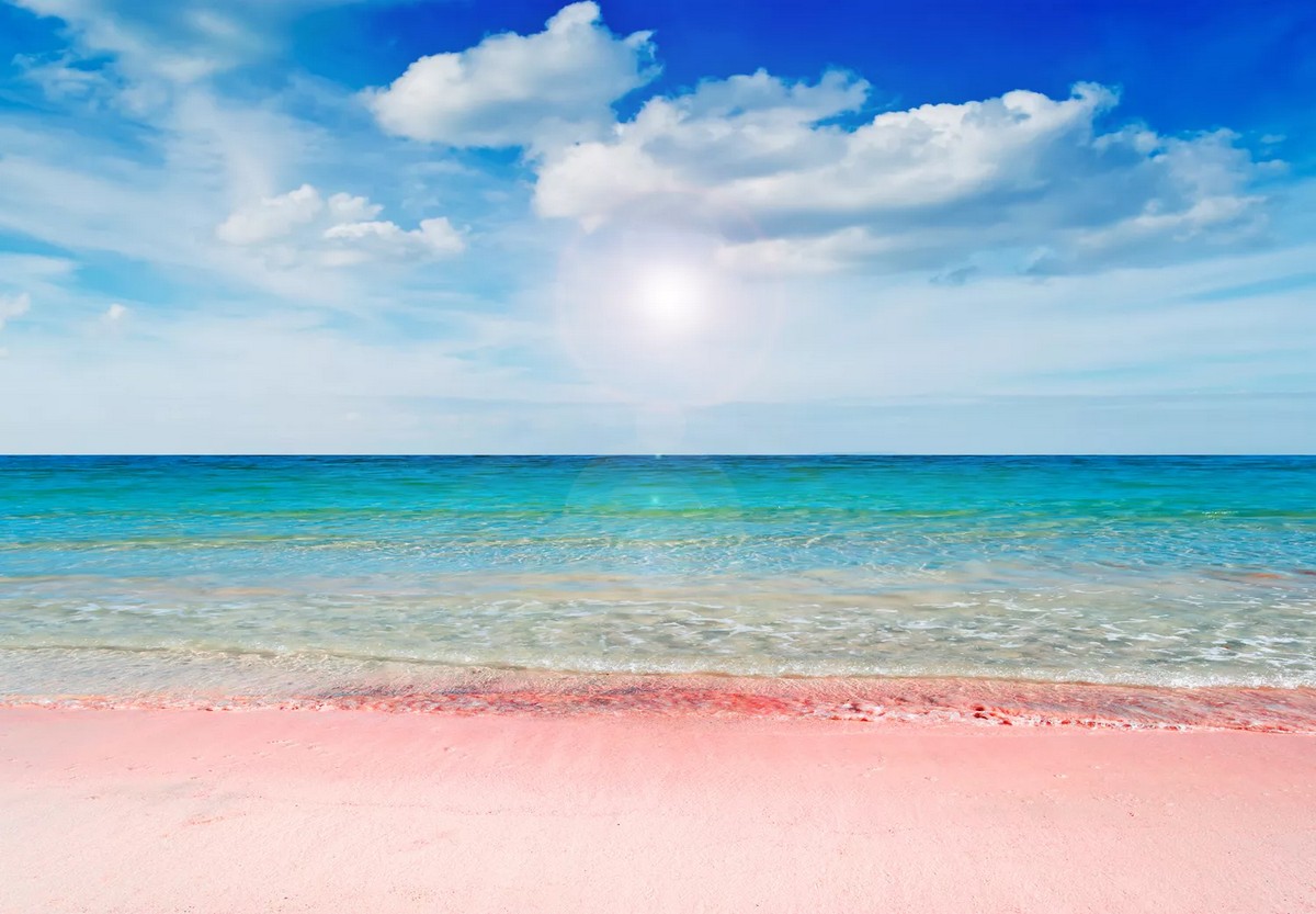 Туристам можуть вліпити штраф у 3000 євро за крадіжку піску на італійськму пляжі