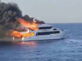 Яхта з туристами спалахнула біля берегів Єгипту в Червоному морі: троє людей зникли безвісти