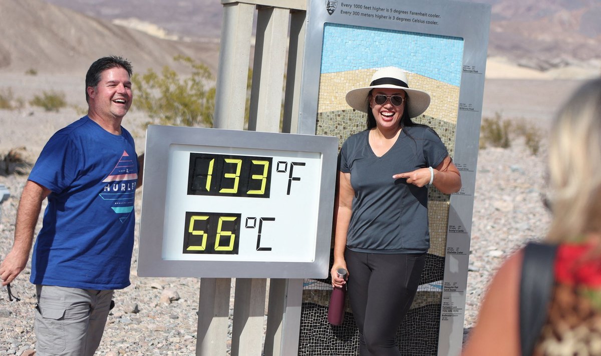 Шалена ідея? Туристи їдуть у Долину смерті спеціально для того, щоб відчути спеку в +56