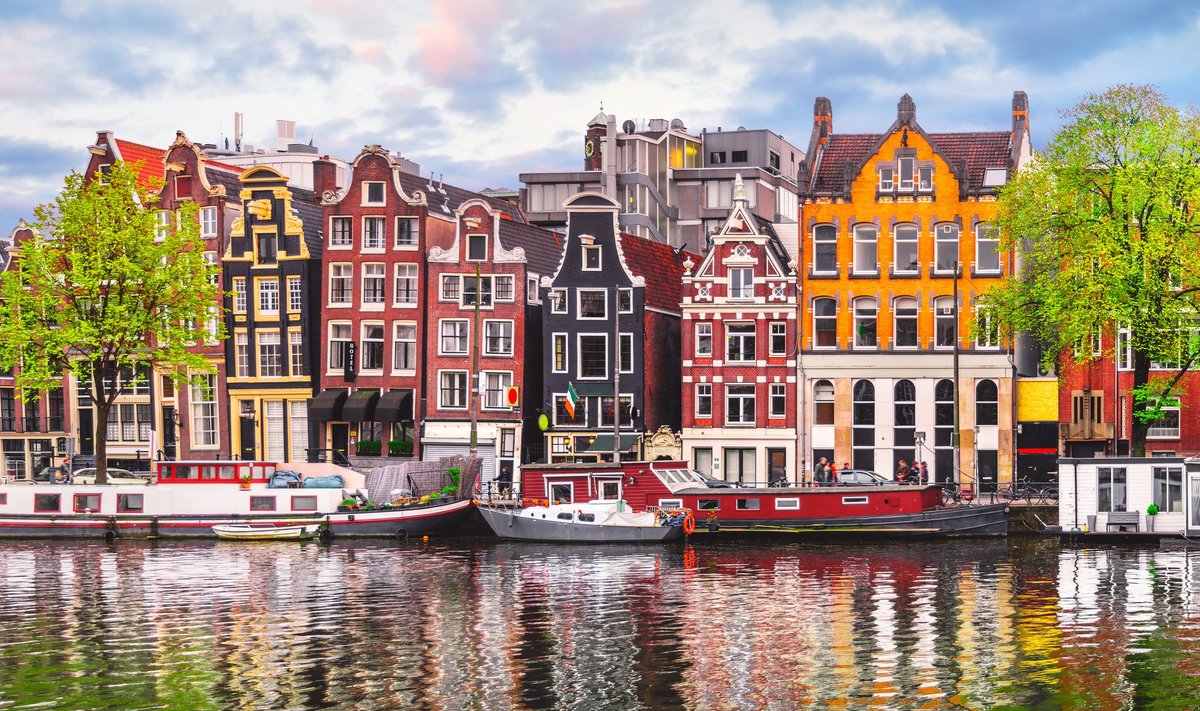 З 2024 року в Амстердамі буде найбільший у Європі туристичний податок