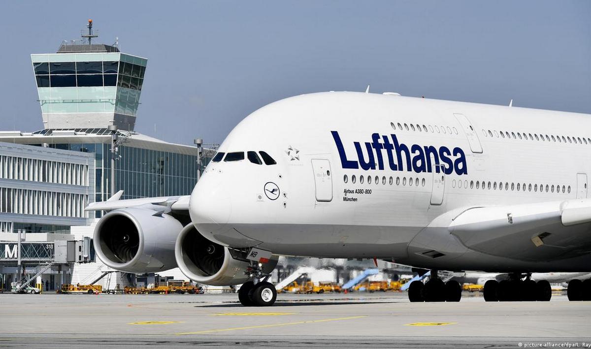 Lufthansa запропонувала 500 доларів туристу, що обпікся кавою на рейсі в Будапешт