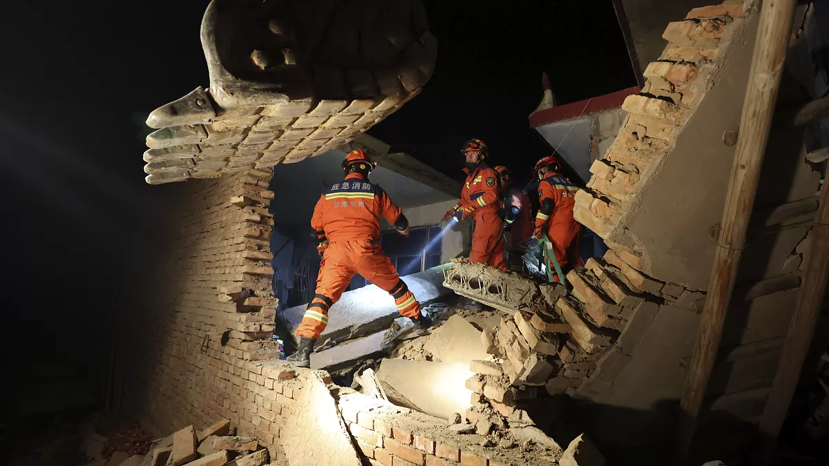 У Китаї стався землетрус, понад 100 загиблих