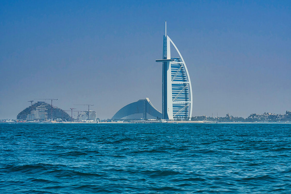 У ОАЕ створять один із найбільших у світі штучних рифів