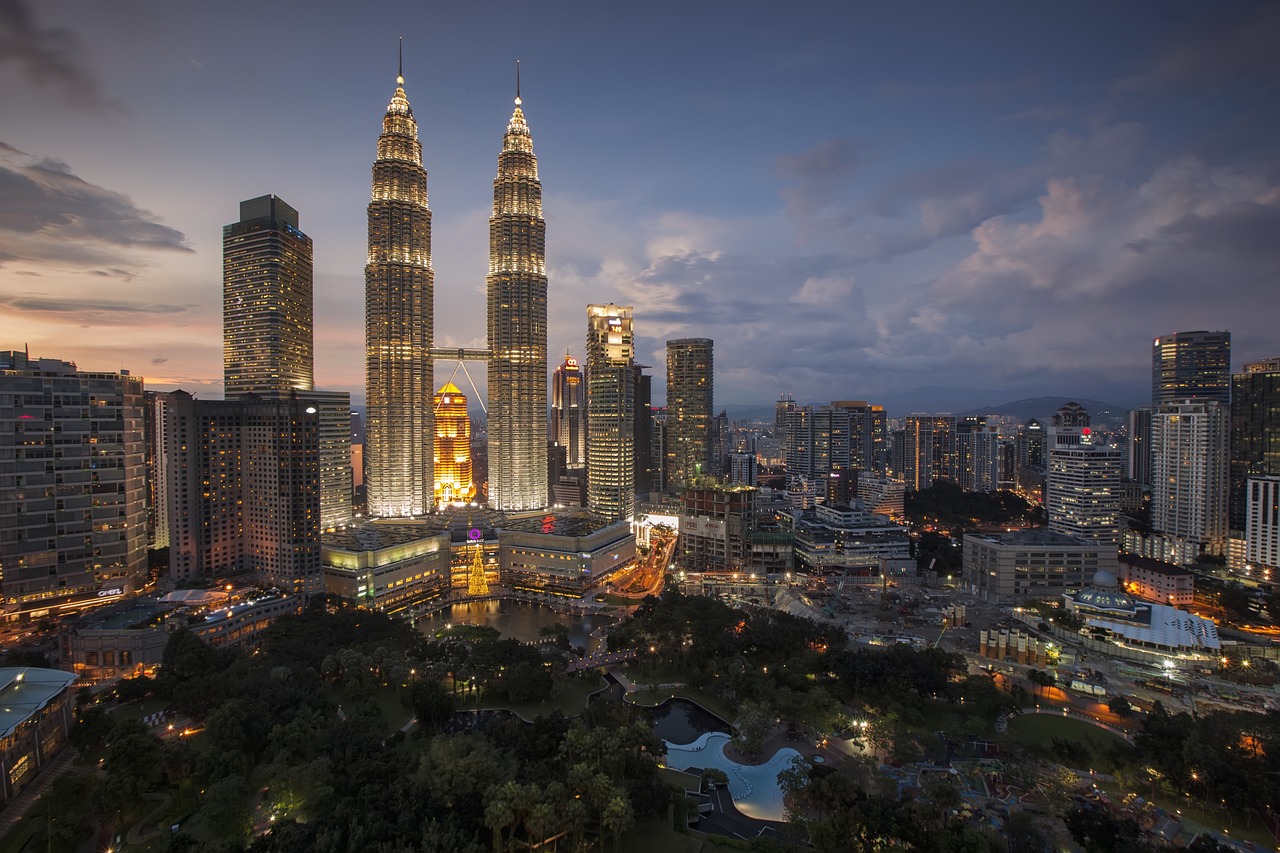 При в'їзді до Малайзії туристам доведеться заповнювати карту прибуття